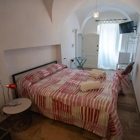 Sardinian Gallery Domus Bosa Room photo