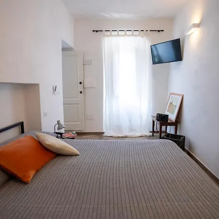 Sardinian Gallery Domus Bosa Room photo