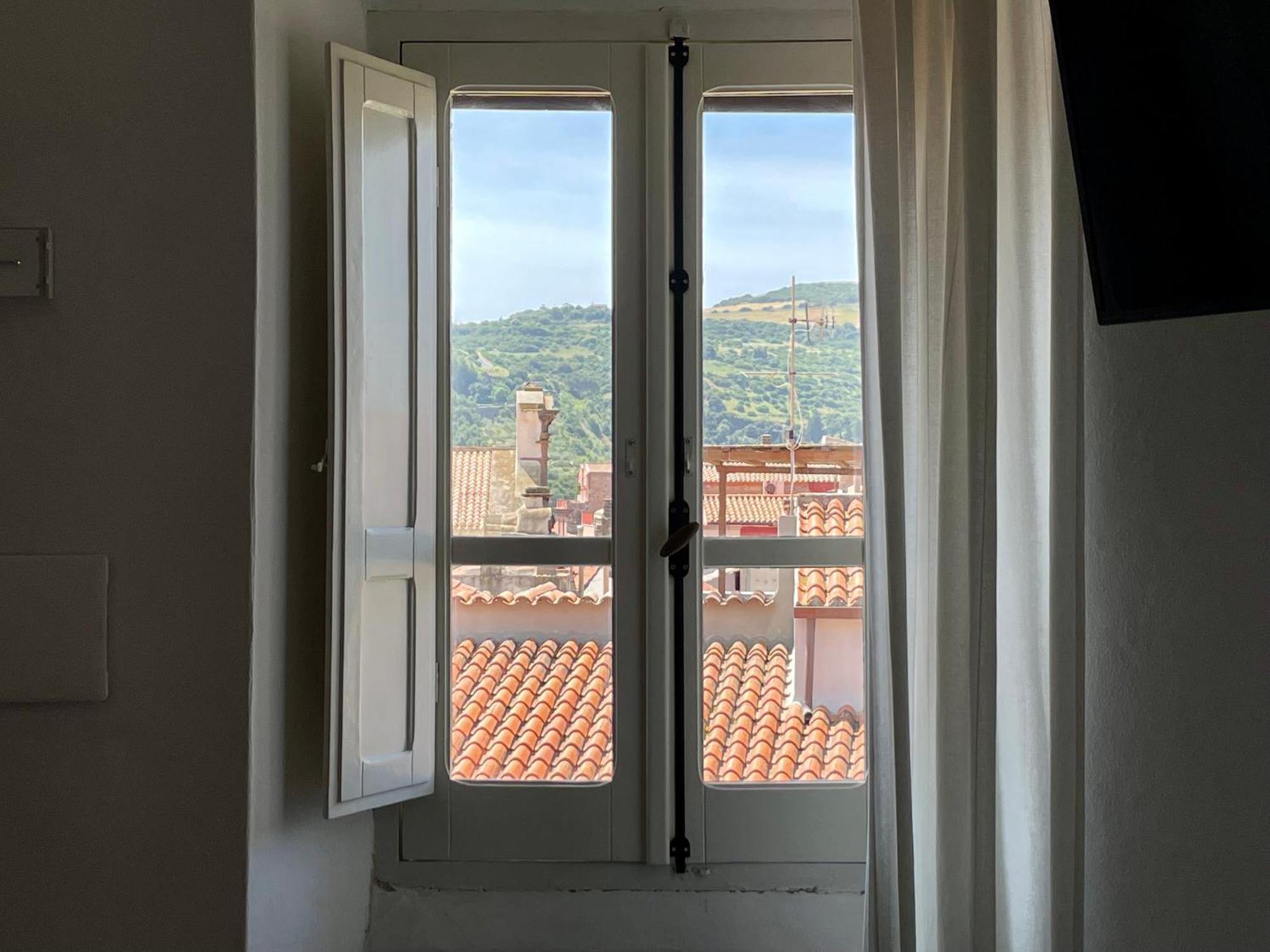 Sardinian Gallery Domus Apartment Bosa