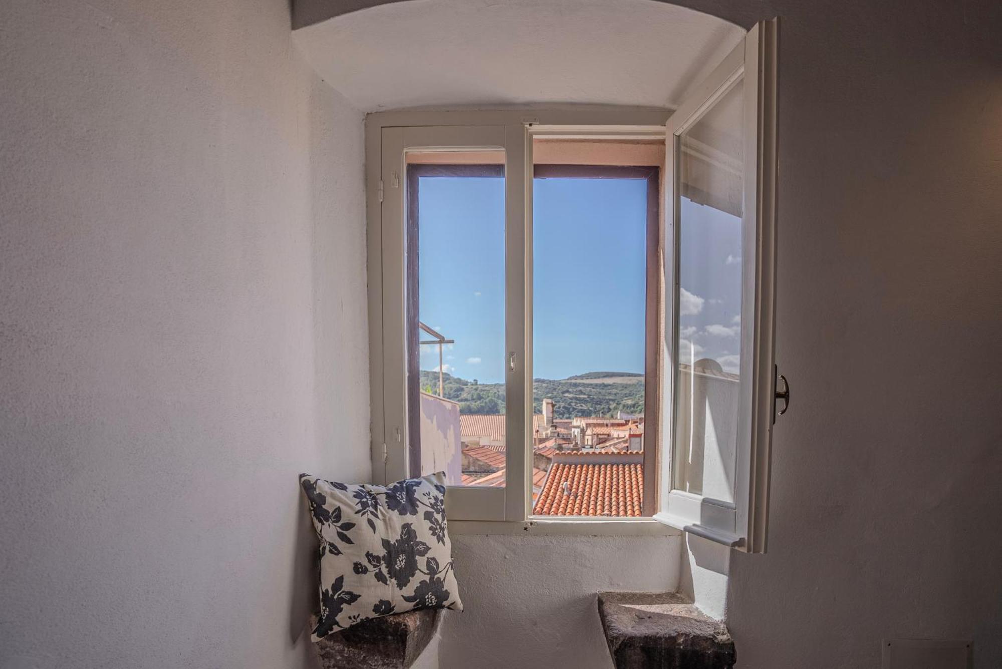 Sardinian Gallery Domus Apartment Bosa
